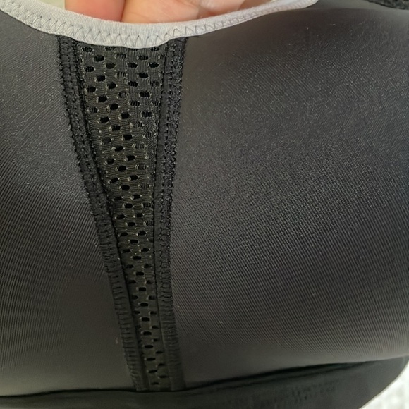 WACOAL Kerri Sports Bra Wire Free Bra 32 DD Wire free Max support medium-impact - Picture 9 of 9